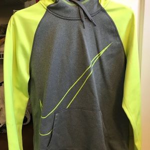 🌸NEON NIKE SWEATSHIRT🌸